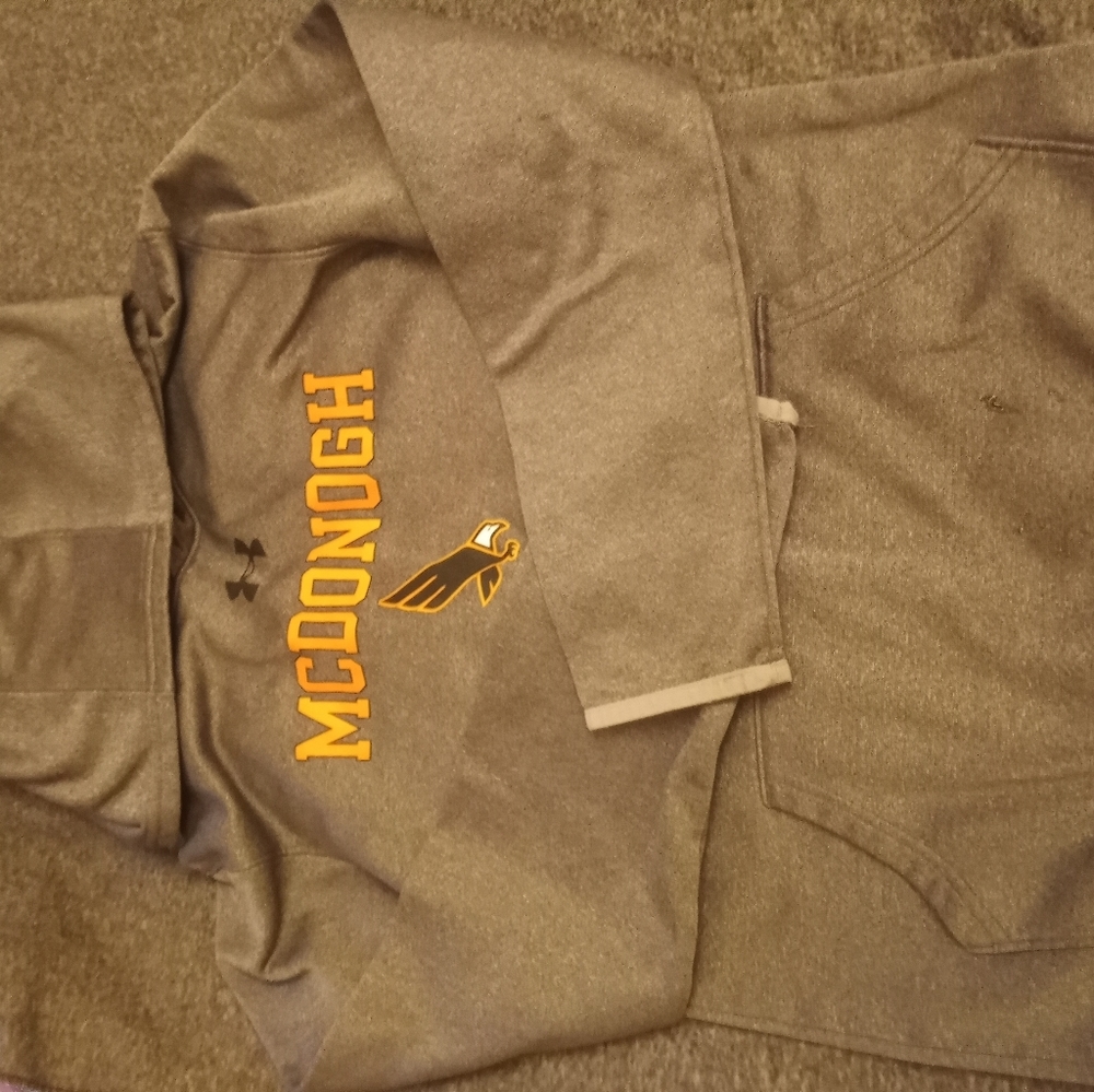 Underamour hoodie
